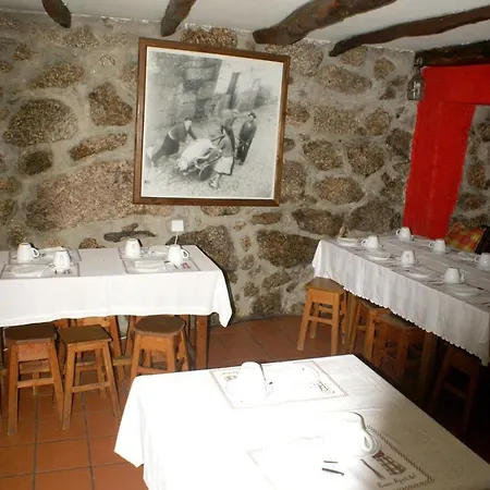 Comfortable In With Terrace And Fireplace Apartmán Seia